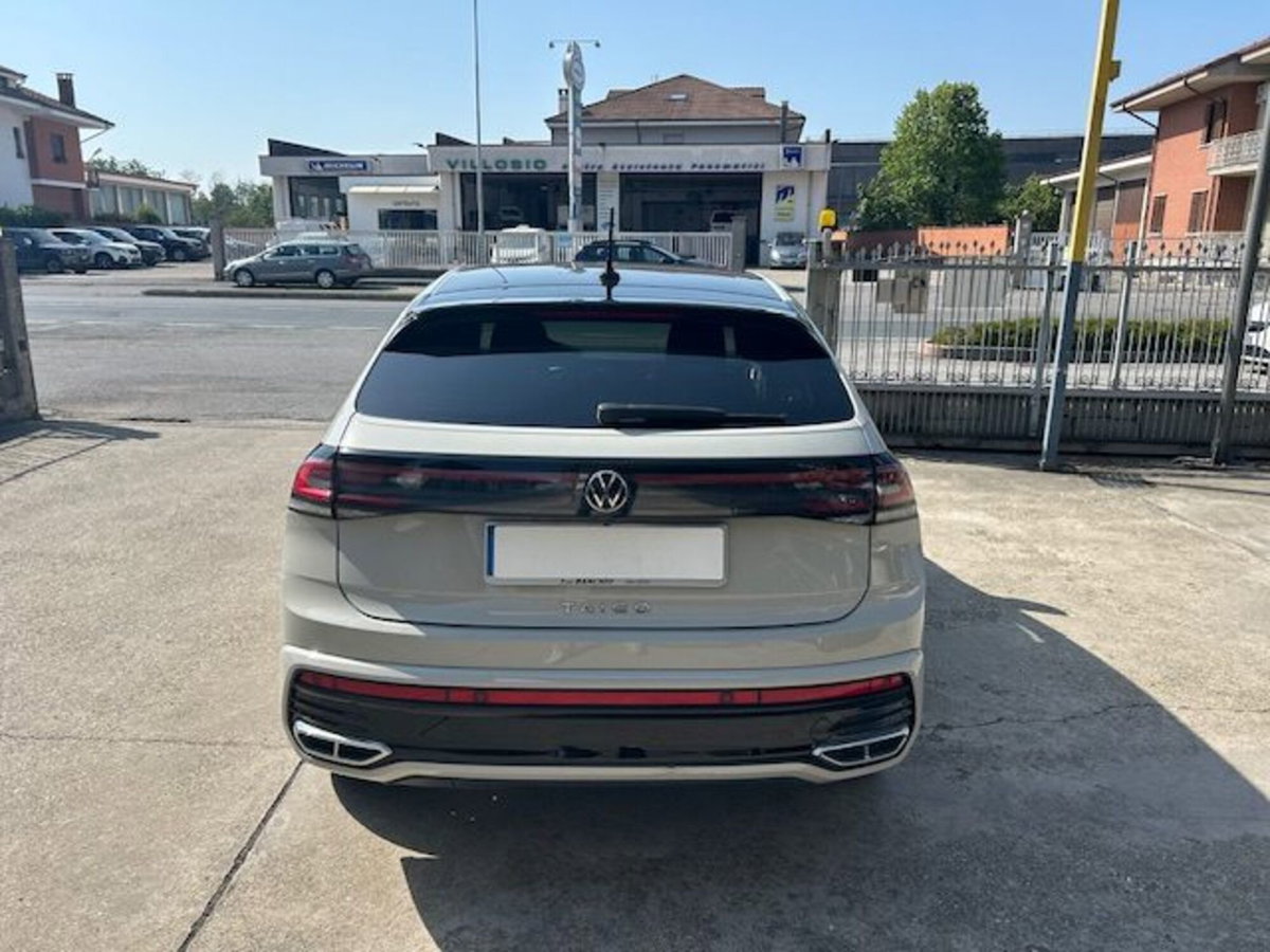 Volkswagen Taigo 1.0 TSI 110 CV R-Line (8)