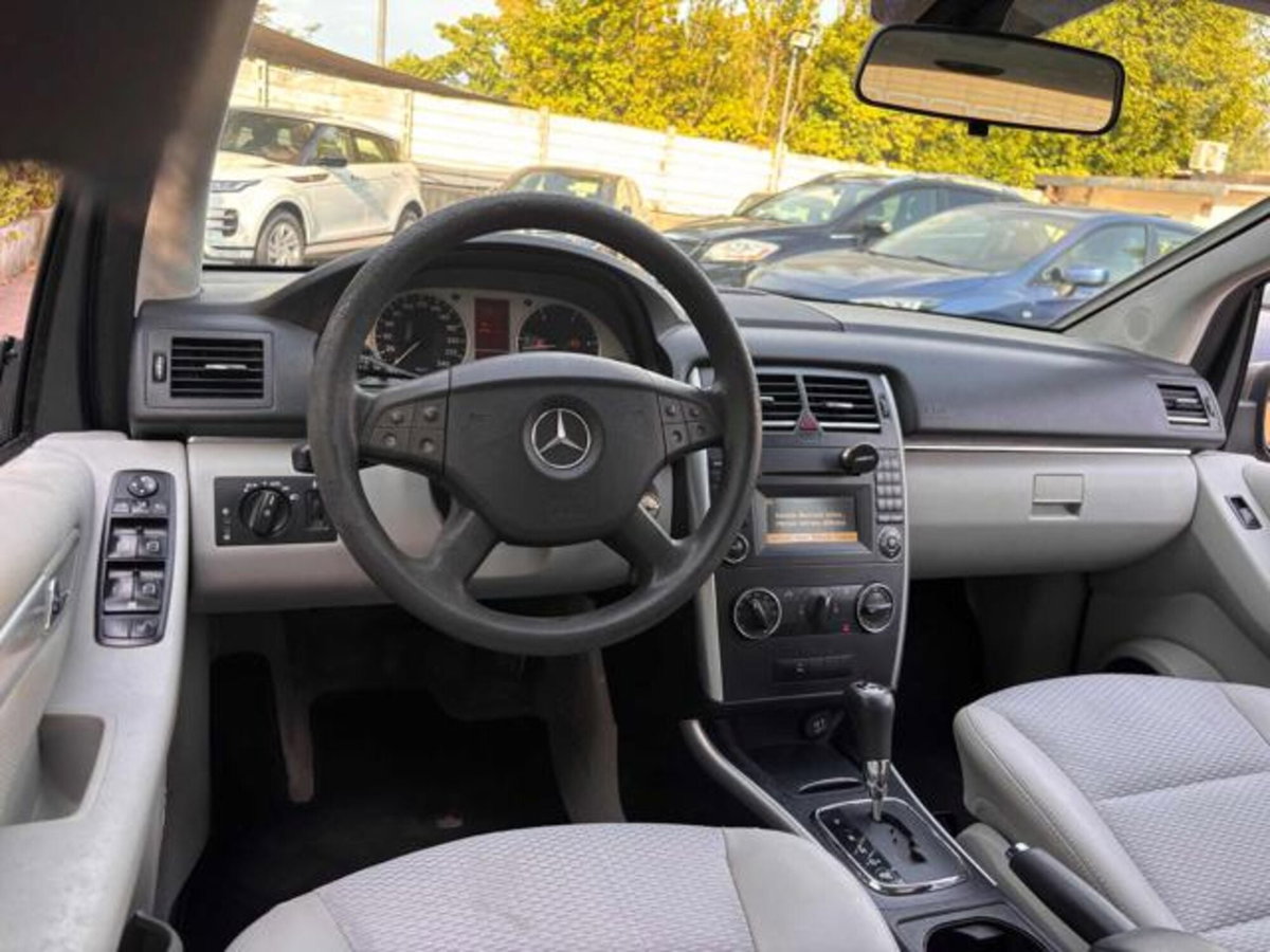Mercedes-Benz Classe B 180 CDI Premium (9)