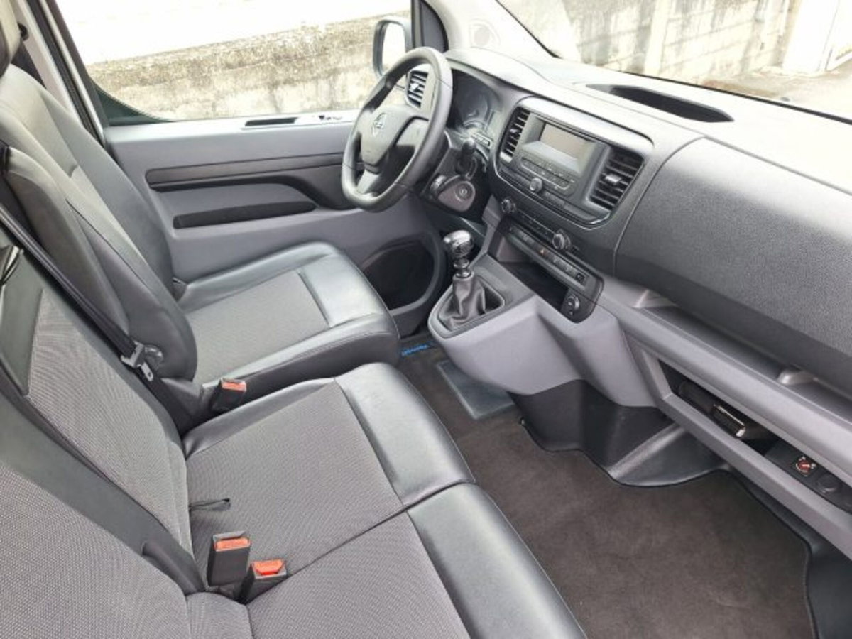 Opel Vivaro Furgone 1.5 Diesel 120CV S&S PL-TN M Furgone Enjoy (17)