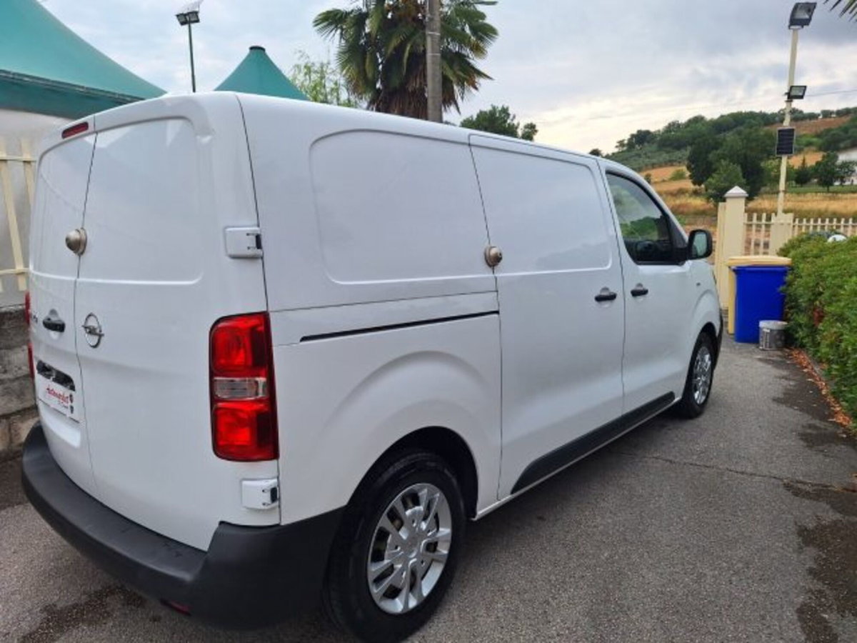 Opel Vivaro Furgone 1.5 Diesel 120CV S&S PL-TN M Furgone Enjoy (4)