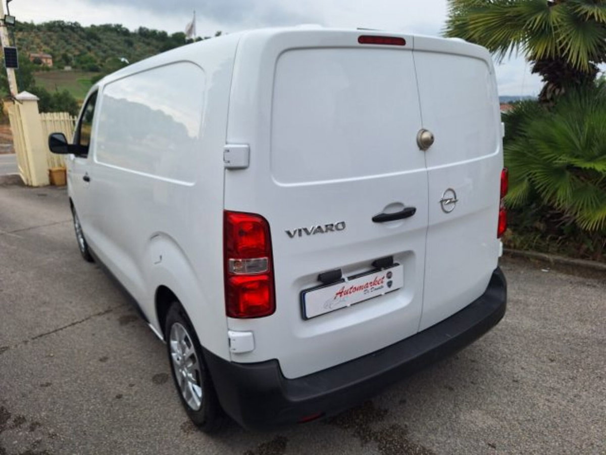 Opel Vivaro Furgone 1.5 Diesel 120CV S&S PL-TN M Furgone Enjoy (8)
