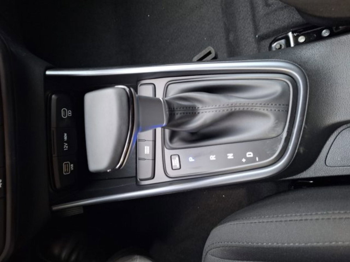 Hyundai i20 1.0 t-gdi Connectline 90cv mt (13)