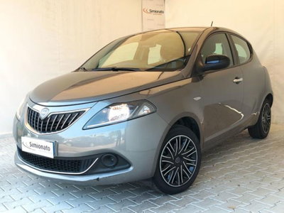 Lancia Ypsilon 1.0 FireFly 5 porte S&S Hybrid Silver Plus usata