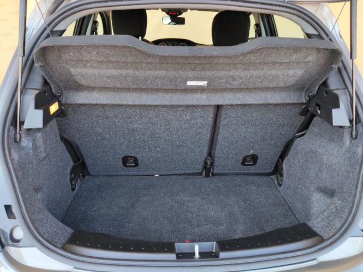 Lancia Ypsilon 1.0 FireFly 5 porte S&S Hybrid Silver Plus (11)
