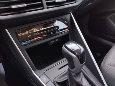 Volkswagen Polo 1.0 tsi Life 95cv dsg (10)