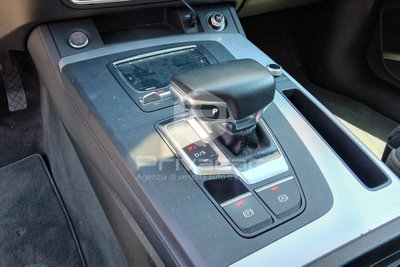 Audi Q5 2.0 TDI 190 CV quattro S tronic Business Sport (14)