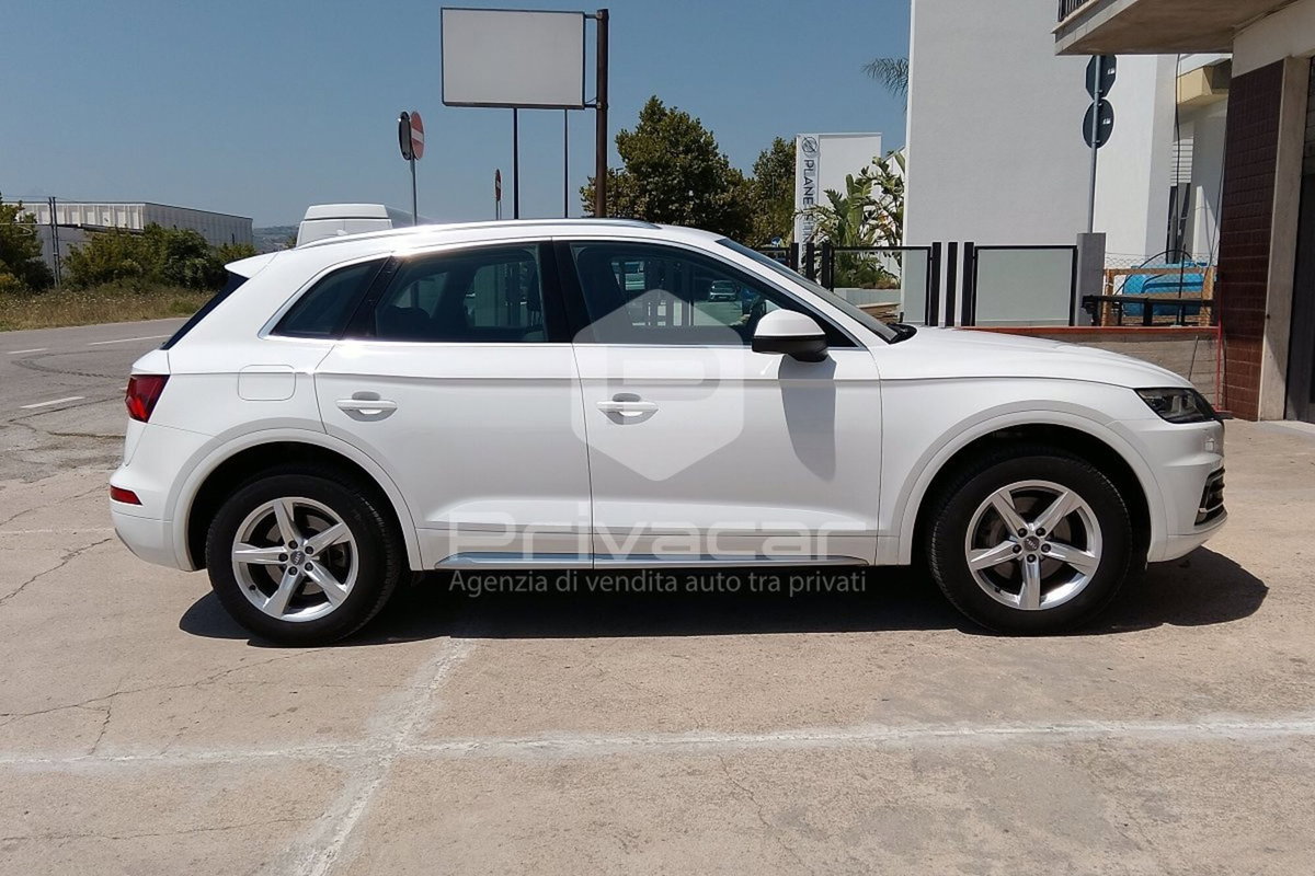Audi Q5 2.0 TDI 190 CV quattro S tronic Business Sport (4)