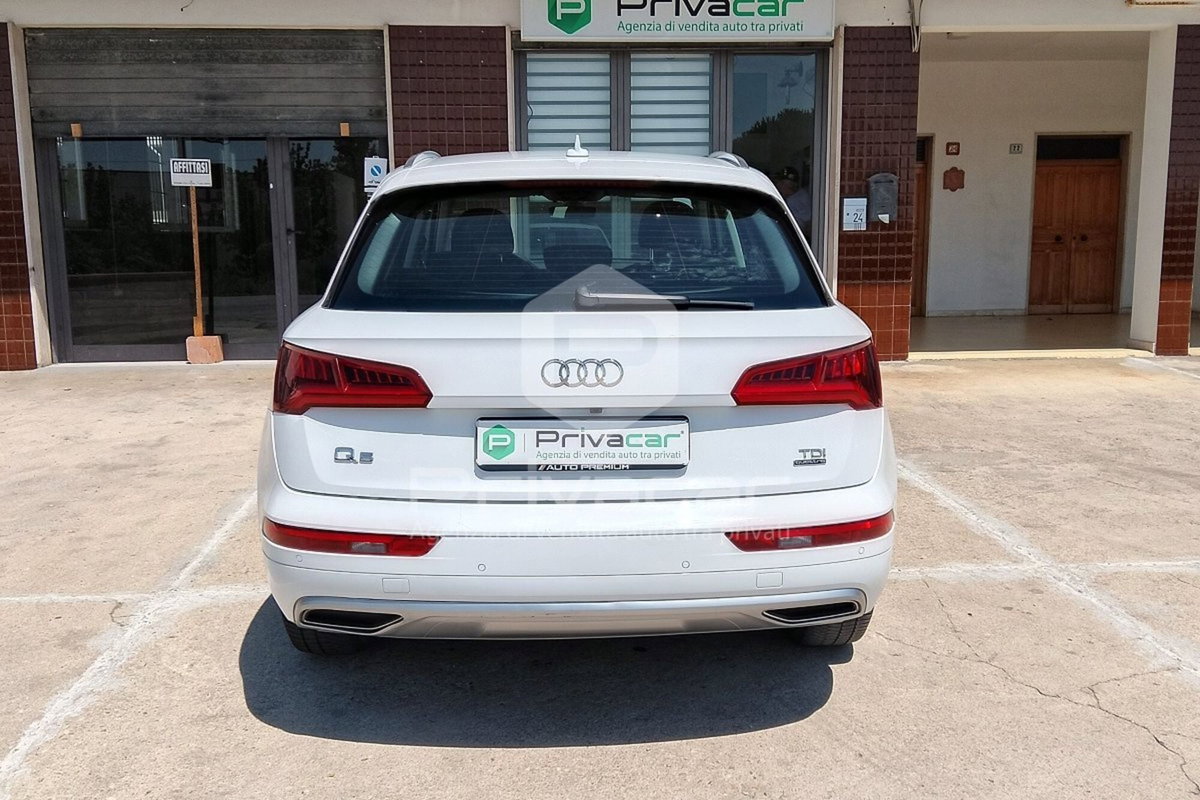 Audi Q5 2.0 TDI 190 CV quattro S tronic Business Sport (6)