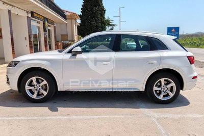 Audi Q5 2.0 TDI 190 CV quattro S tronic Business Sport (8)