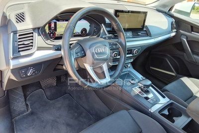 Audi Q5 2.0 TDI 190 CV quattro S tronic Business Sport (9)