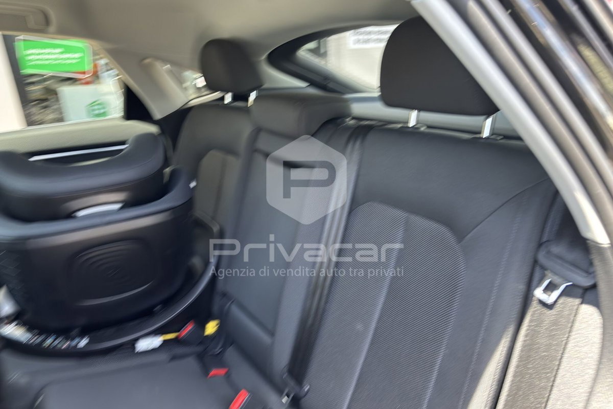 Audi Q3 Sportback 40 TDI quattro S tronic Business Plus (14)