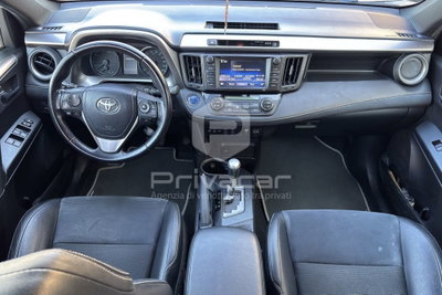Toyota Rav4 Hybrid 2WD Style (10)