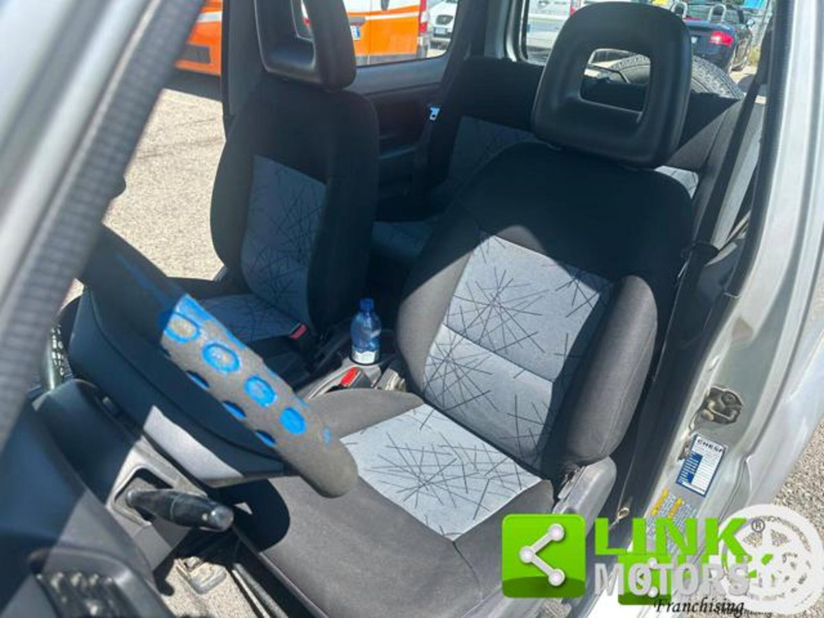 Suzuki Jimny 1.5 DDiS cat 4WD (10)