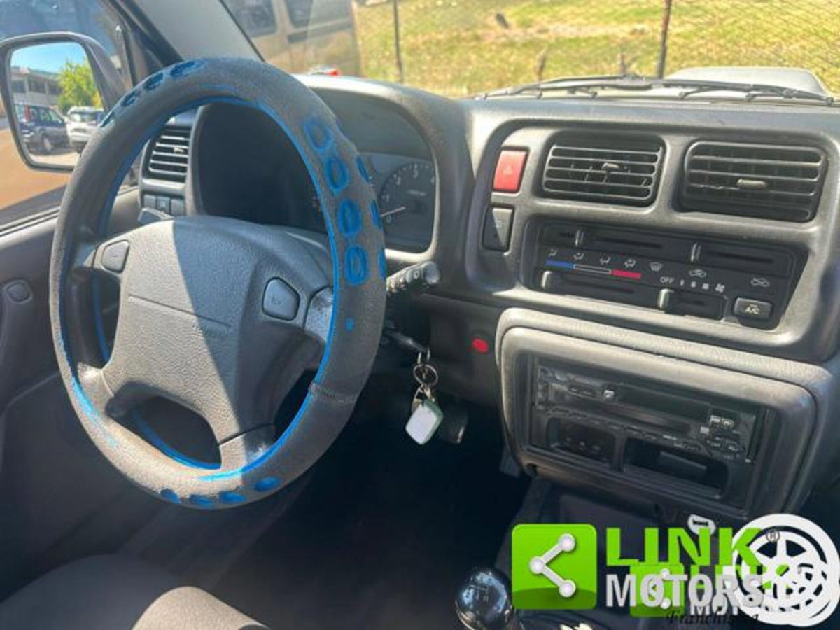 Suzuki Jimny 1.5 DDiS cat 4WD (16)