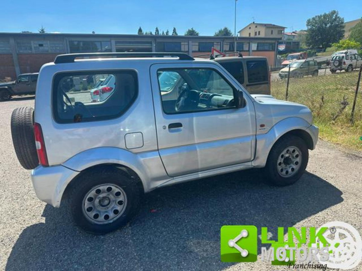 Suzuki Jimny 1.5 DDiS cat 4WD (6)