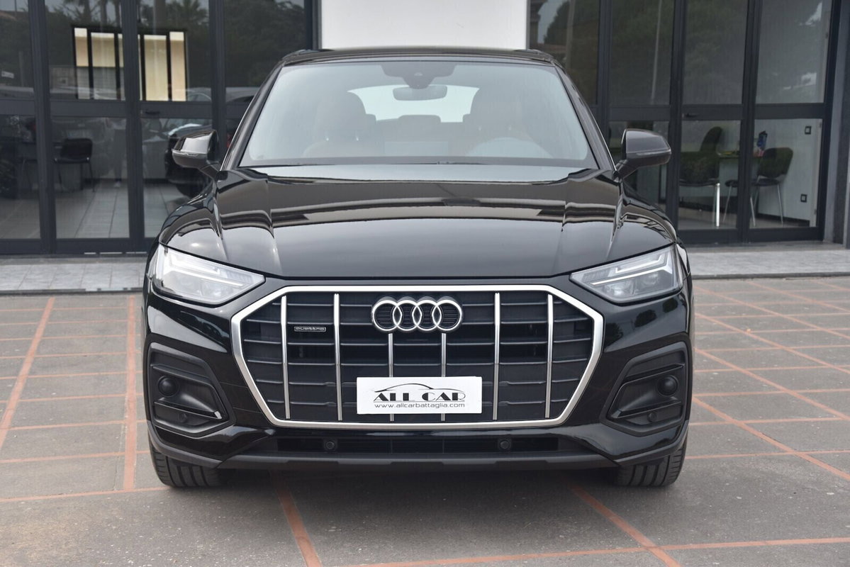 Audi Q5 Sportback 40 2.0 tdi mhev 12V Business Advanced quattro s-tronic (2)