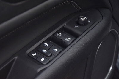 Jeep Compass 1.3 T4 190CV PHEV AT6 4xe Limited (20)