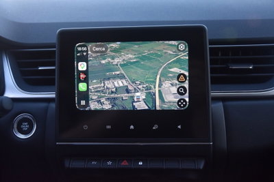 Renault Captur Plug-in Hybrid E-Tech 160 CV Intens (12)