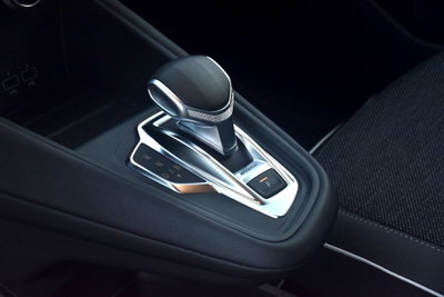 Renault Captur Plug-in Hybrid E-Tech 160 CV Intens (15)