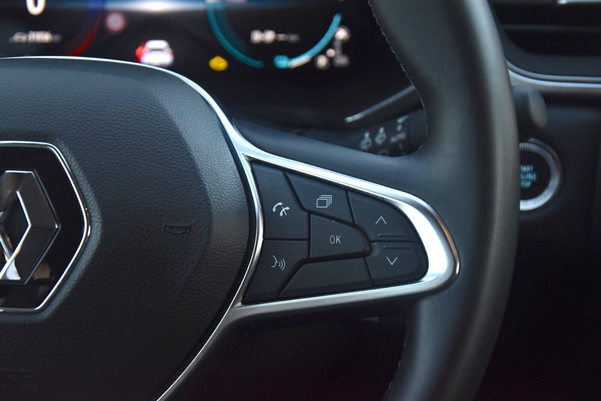 Renault Captur Plug-in Hybrid E-Tech 160 CV Intens (18)
