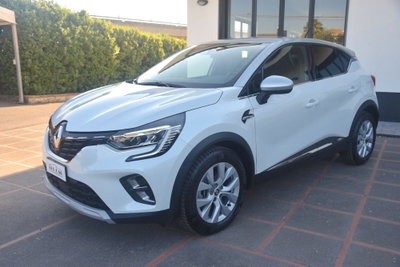 Renault Captur Plug-in Hybrid E-Tech 160 CV Intens (3)