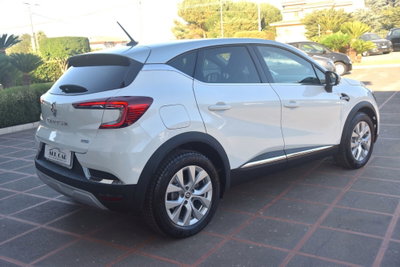Renault Captur Plug-in Hybrid E-Tech 160 CV Intens (7)
