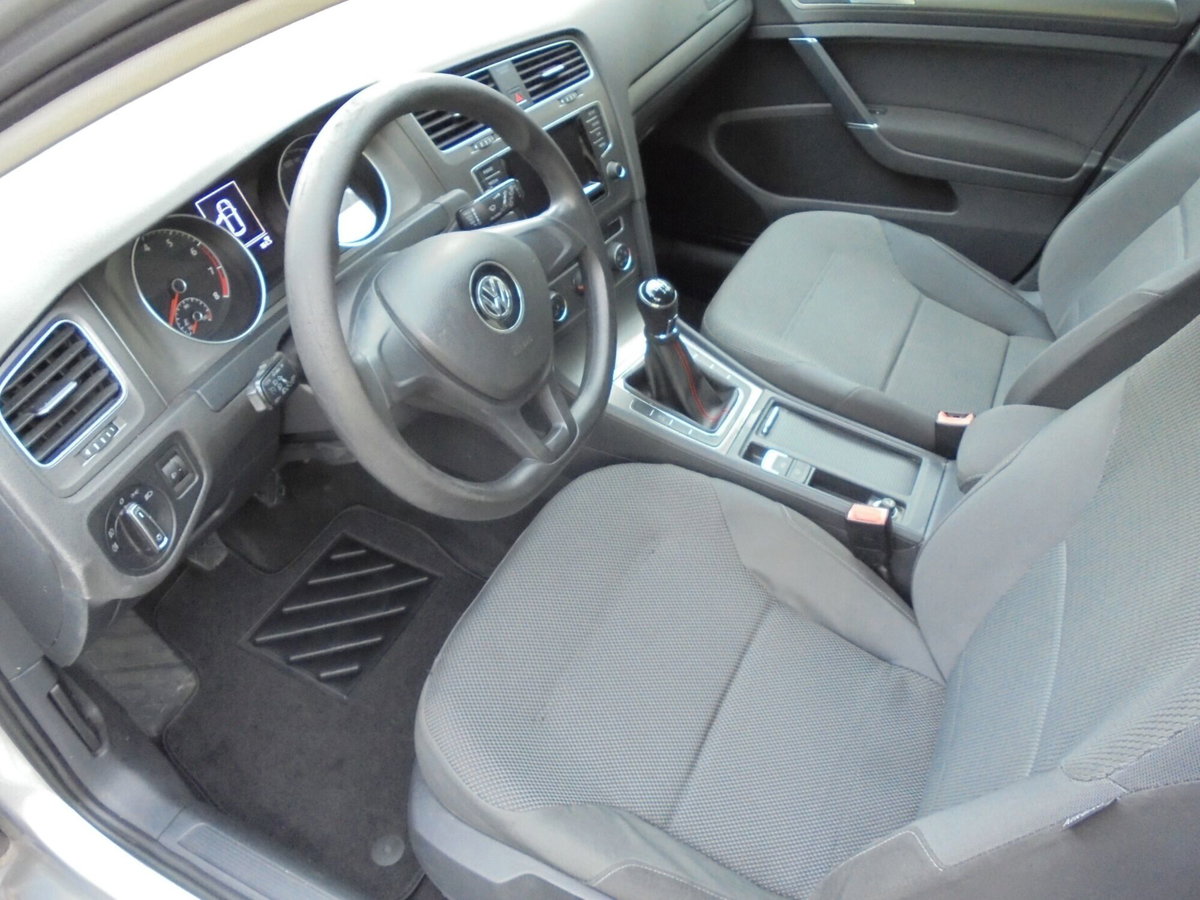 Volkswagen Golf 1.2 TSI 105 CV 5p. Comfortline BlueMotion Technology (9)