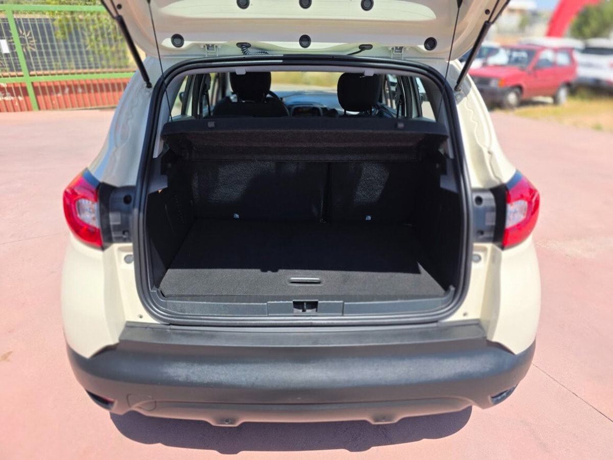 Renault Captur 1.5 dCi 8V 90 CV Start&Stop Live (12)