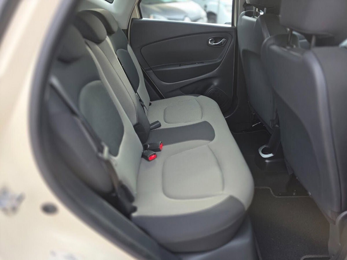 Renault Captur 1.5 dCi 8V 90 CV Start&Stop Live (18)