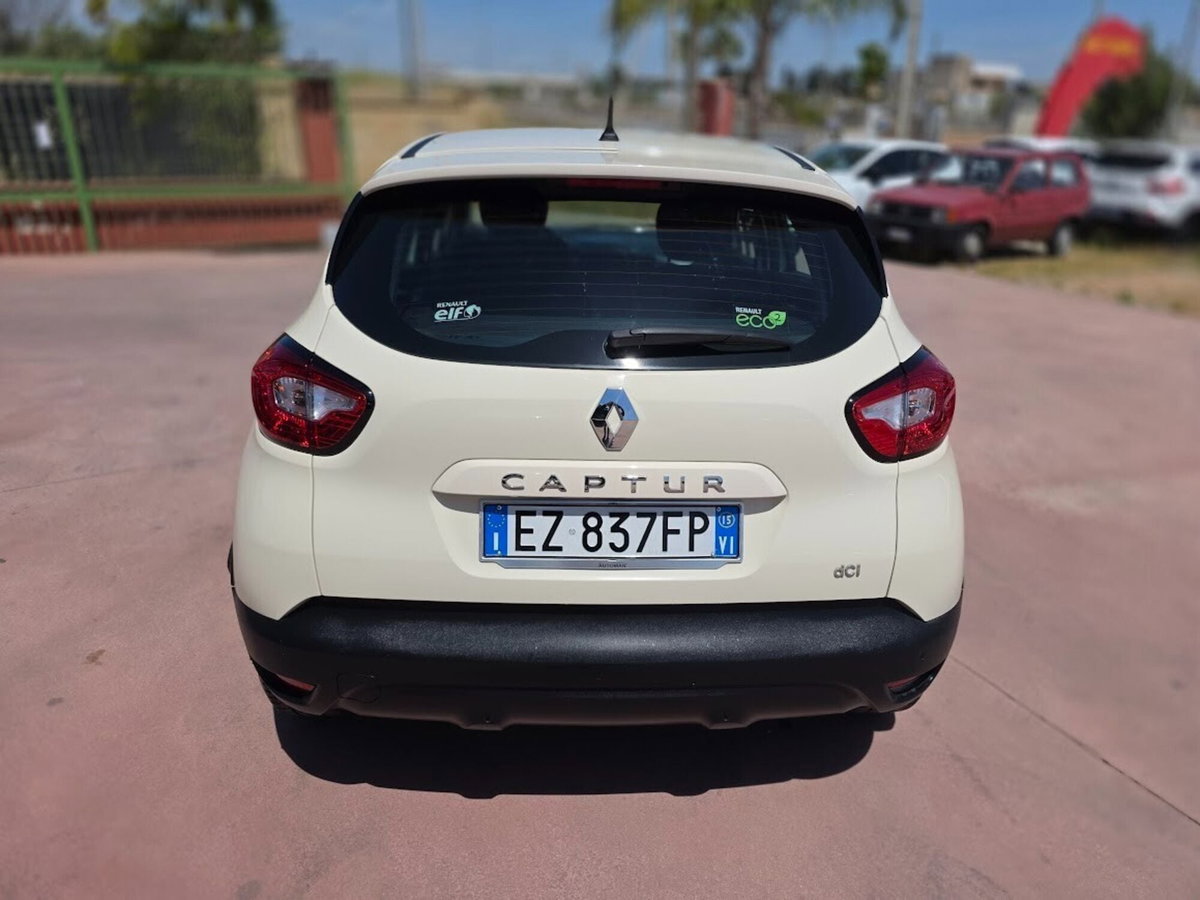 Renault Captur 1.5 dCi 8V 90 CV Start&Stop Live (9)