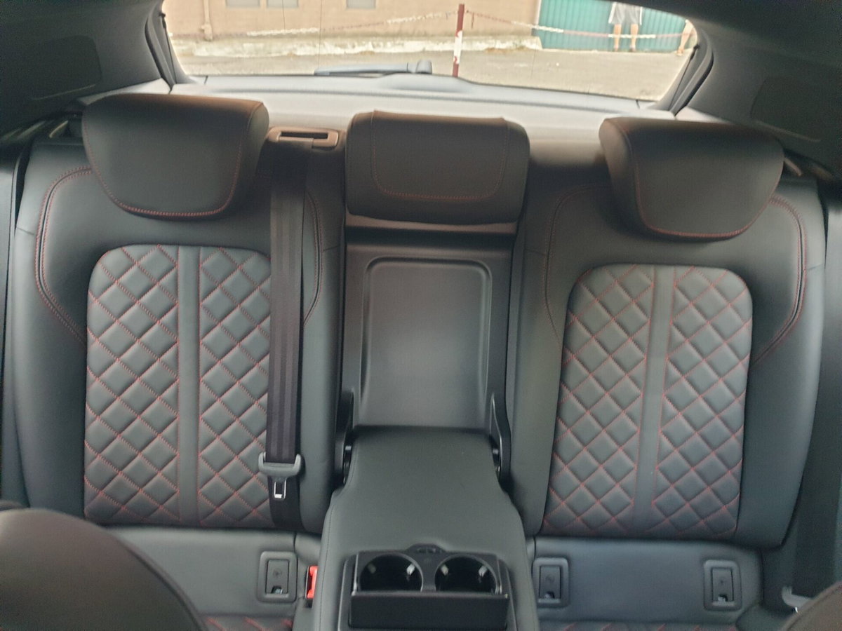 Audi Q2 Q2 35 TFSI S tronic S line Edition (16)