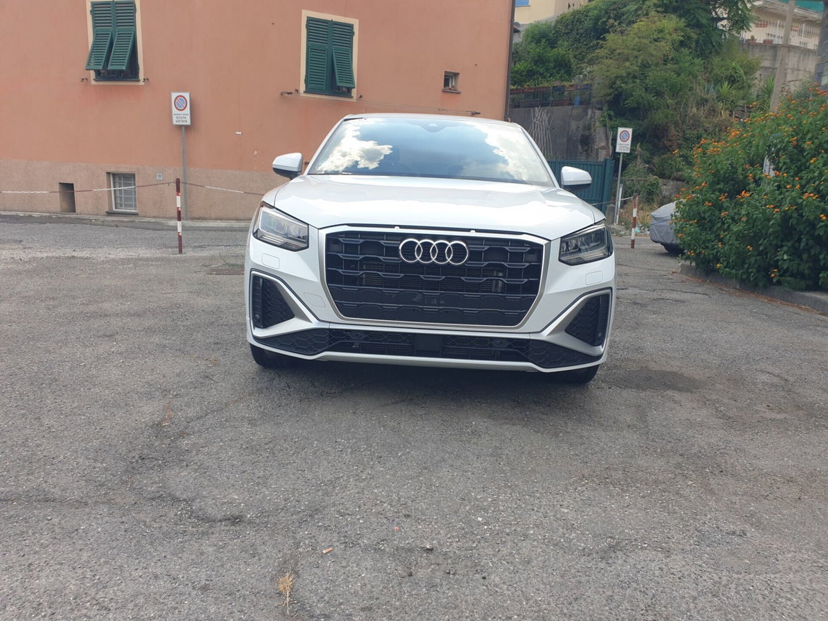 Audi Q2 Q2 35 TFSI S tronic S line Edition (2)