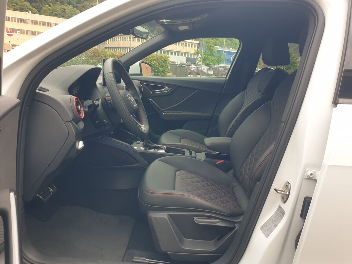 Audi Q2 Q2 35 TFSI S tronic S line Edition (8)