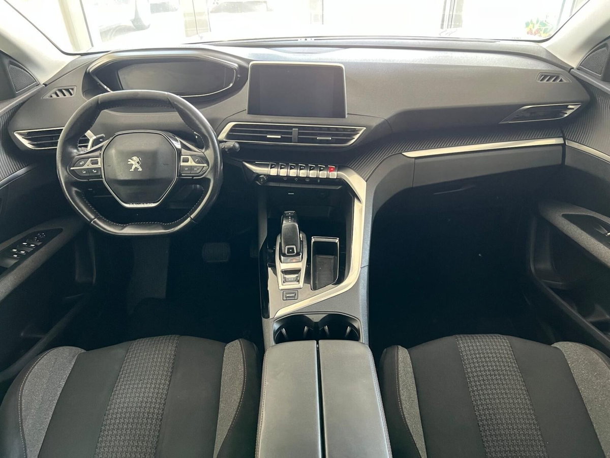 Peugeot 3008 BlueHDi 130 S&S EAT8 Active Pack (7)