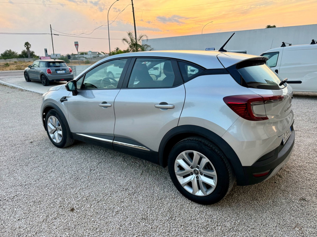 Renault Captur TCe 100 CV GPL FAP Life (9)