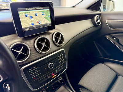 Mercedes-Benz GLA SUV 200 d Automatic Sport (15)