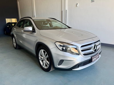 Mercedes-Benz GLA SUV 200 d Automatic Sport (3)