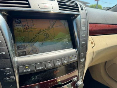 Lexus LS 600h (17)
