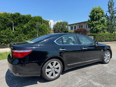 Lexus LS 600h (5)
