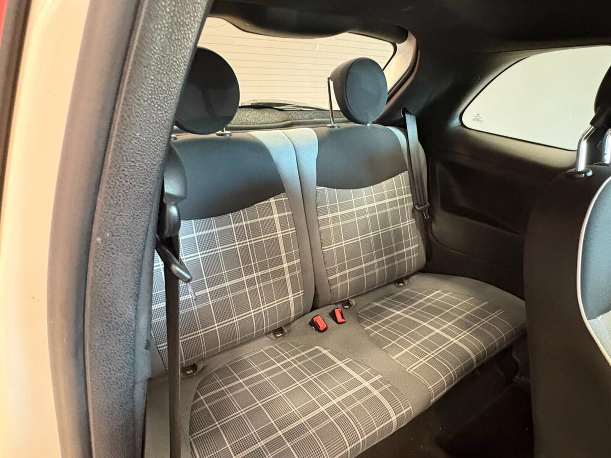 Fiat 500 1.0 Hybrid Connect (9)