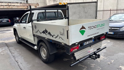 Mitsubishi L200 2.3 D Club Cab 4x4 Easy Select Inform (5)