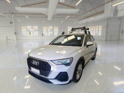 Audi Q3 35 TDI quattro S tronic Business (6)