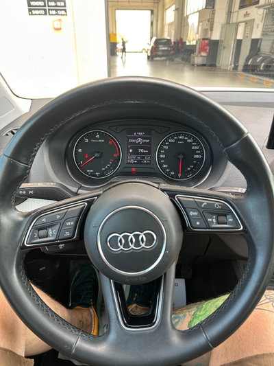 Audi Q2 Q2 30 TDI S tronic Business (14)