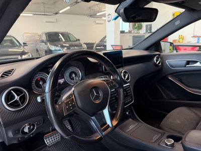 Mercedes-Benz Classe A 180 CDI Automatic Dark Night Edition (9)