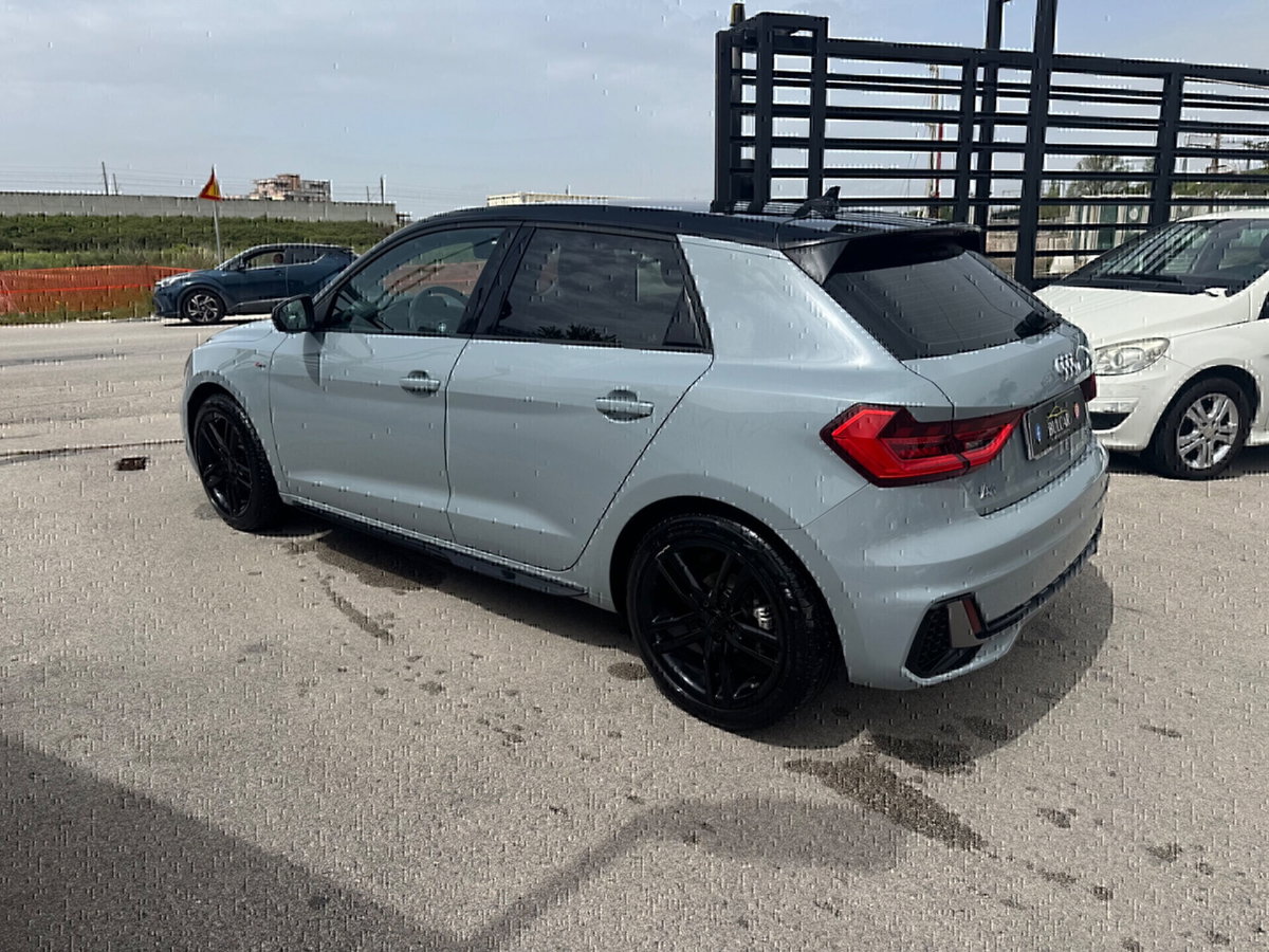 Audi A1 Sportback 30 TFSI S line edition