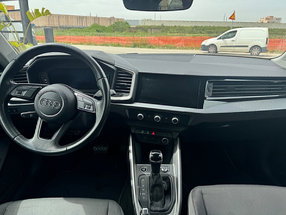 Audi A1 Sportback 30 TFSI S line edition (14)