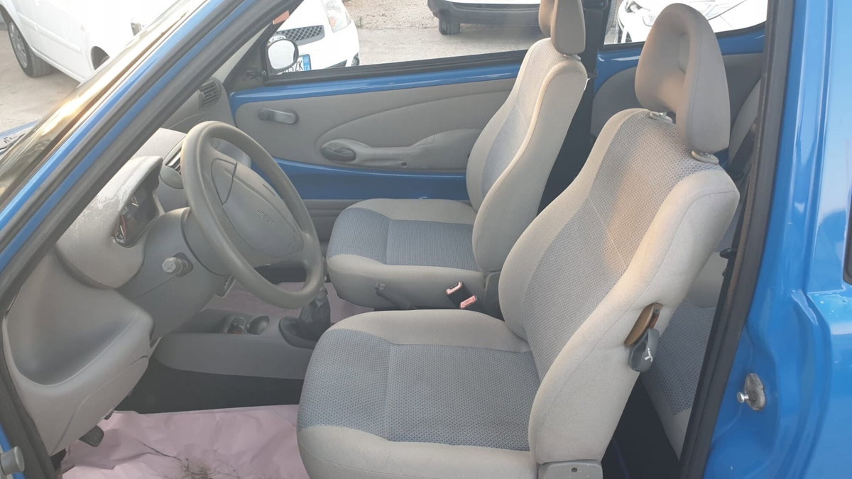 Fiat Seicento 1.1i cat Actual (7)