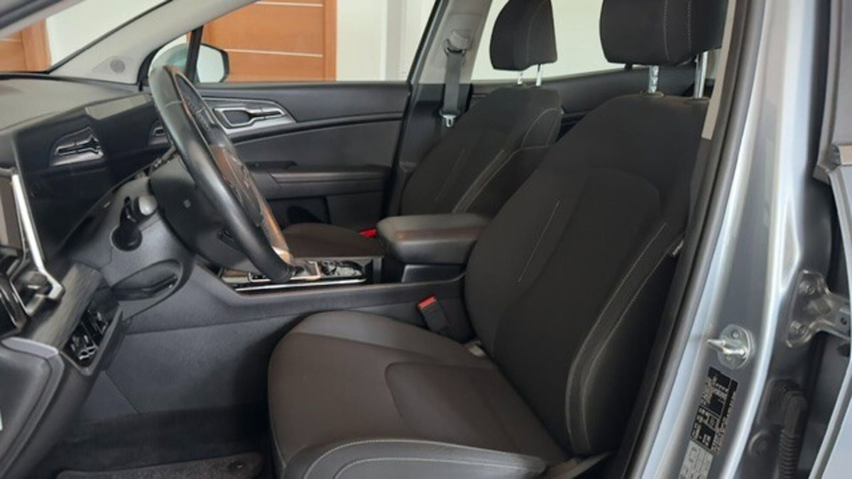 Kia Sportage 1.6 crdi mhev Business dct (9)