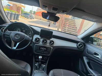 Mercedes-Benz GLA SUV 200 d Sport (5)