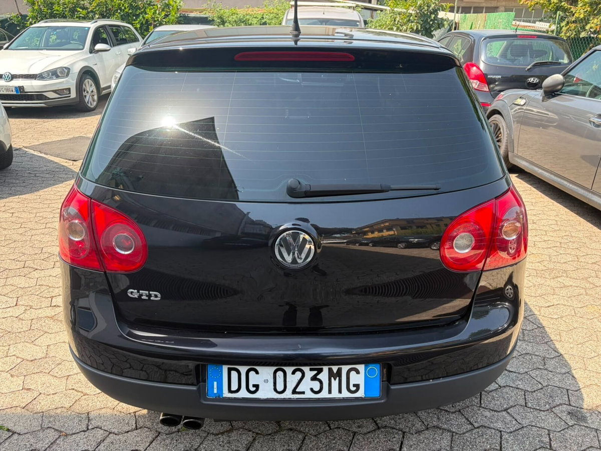 Volkswagen Golf 2.0/170CV TDI DPF 5p. GT Sport (5)